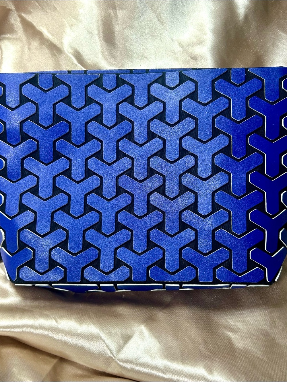 Patrizia Luca Blue Box Pattern Wristlet Clutch